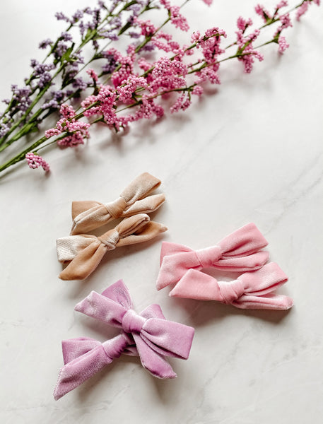 Bubba's and Mama's - Velvet Bow Clips